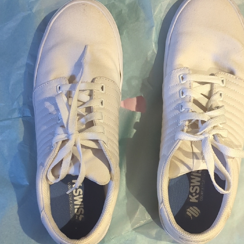 K-Swiss White Sneakers - Picture 3 of 14